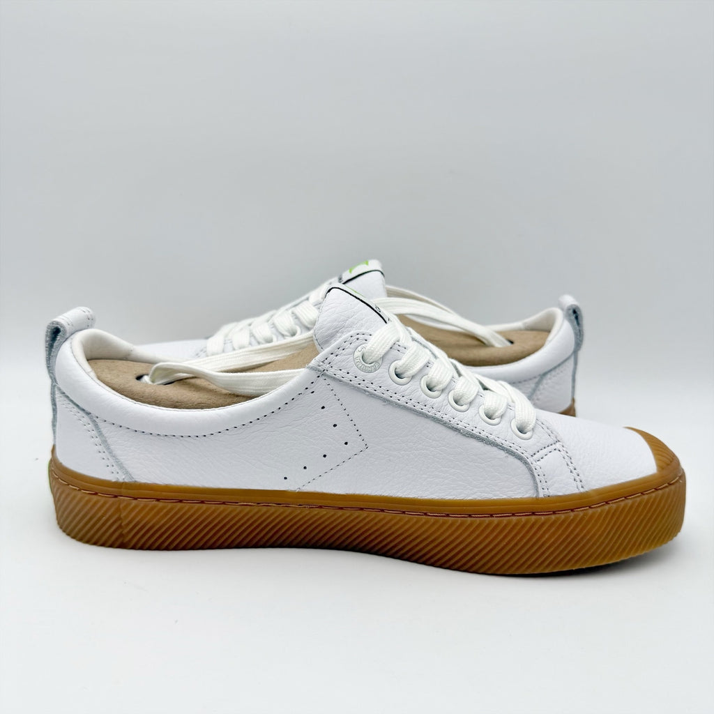 CARIUMA Womens OCA Low Sneakers US 9.5 EU 40.5 White Leather Gum NIB
