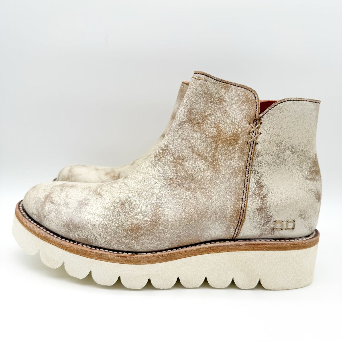 BEDSTU Womens Lydyi Ankle Bootie US 10 White Rustic Side Zipper Leather Boot NIB