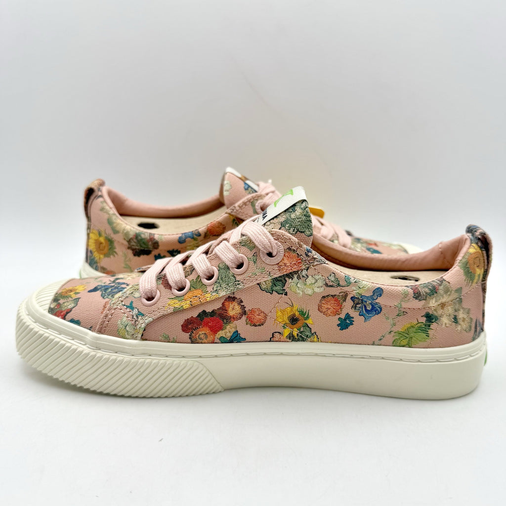 Cariuma Women VGM OCA Low Jubilee 50 Sneaker US 6.5 Pink Canvas Flower Print NIB