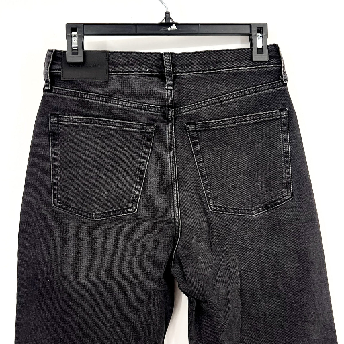 EVERLANE Women's The Cheeky Straight Jeans 27R US 4 Washed Black Stretch NWT