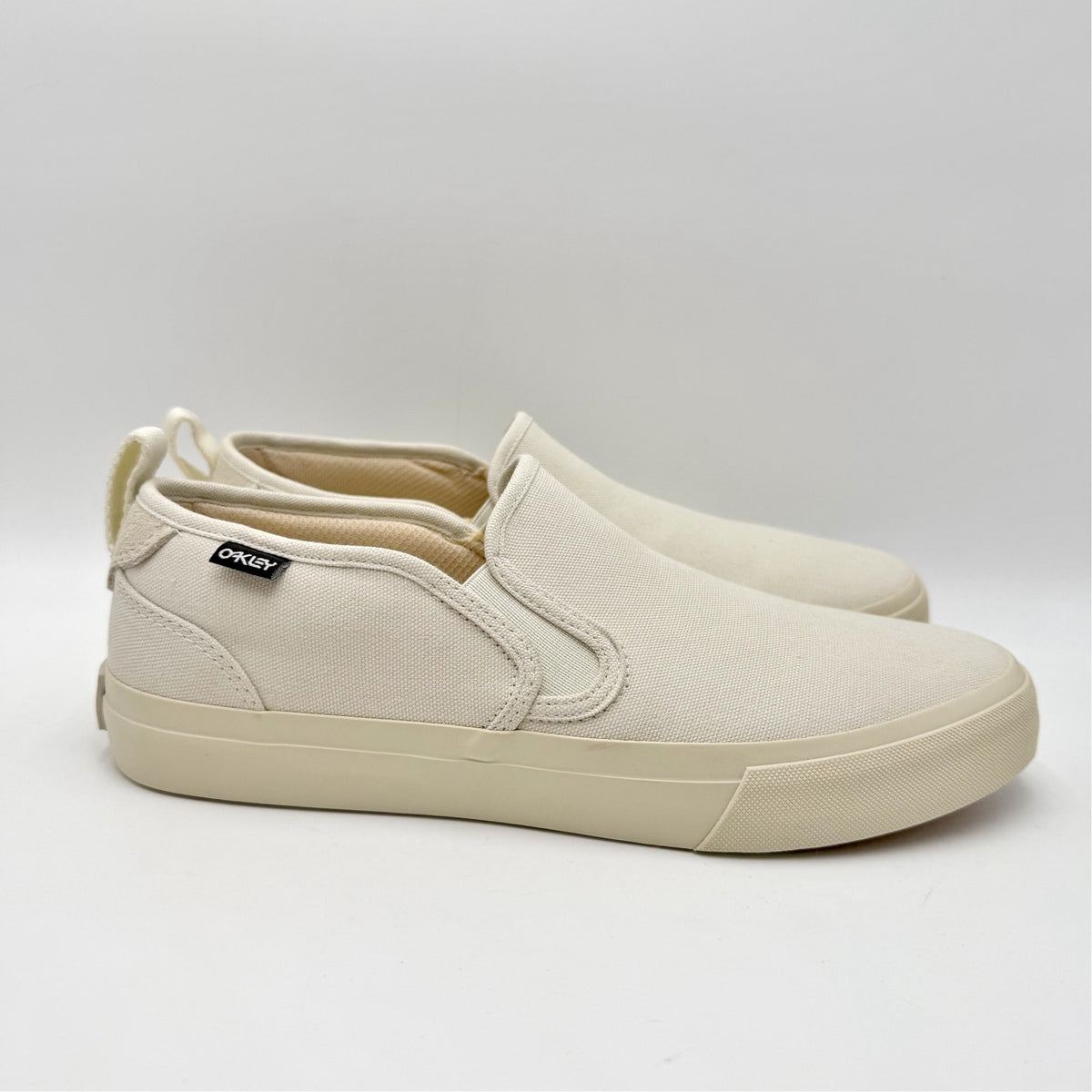 Oakley Mens B1B Classic Slip-on Casual Shoes Size 8 EU 41.5 White Sneakers NWOB