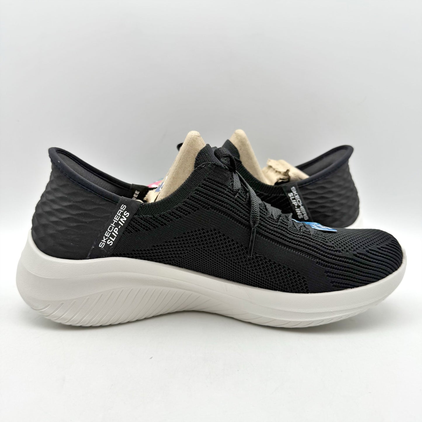 Skechers Womens Ultra Flex 3.0 Slip In Sneakers US 9 Black White Athletic NIB