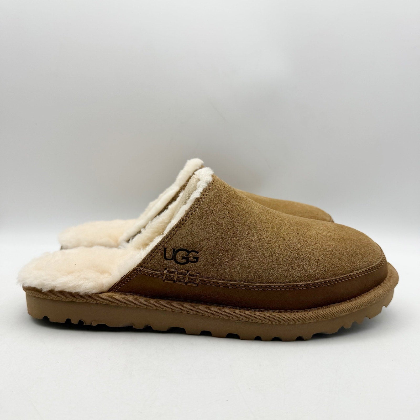 Ugg Mens Leisure Nomad Slipper US 9 EU 42 Brown Tan Suede NWOB