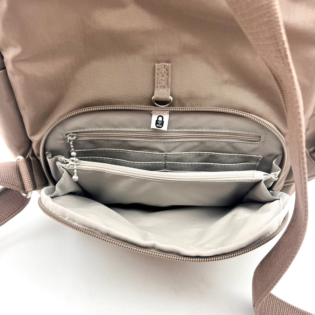 BAGGALLINI Securtex Anti-Theft Vacation Backpack Beige Portobello NWOT