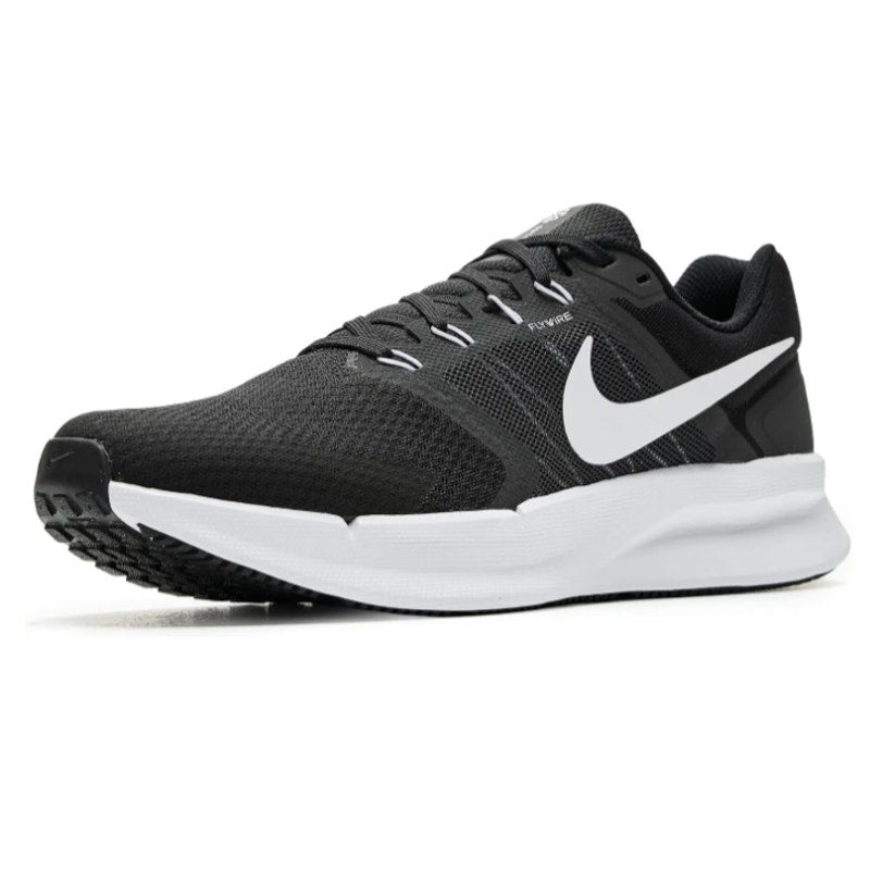 Nike Mens Run Swift 3 Running Sneakers US 9.5 Wide Black White Athletic NWOB