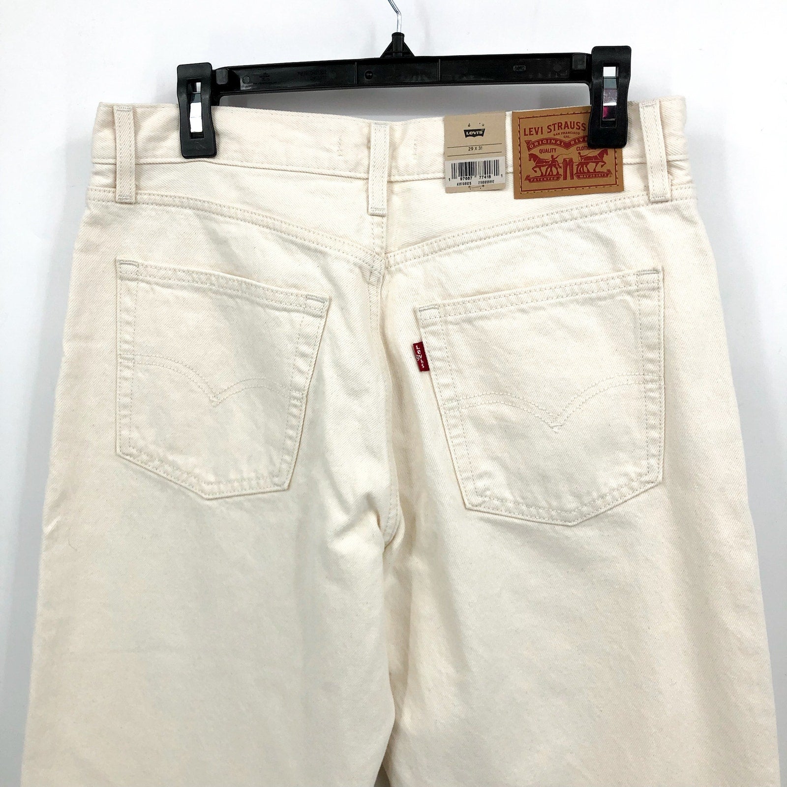 LEVI'S Womens 94 Baggy Jeans 29x31 US 8 Cream Straight Mid Rise NWT A35100025
