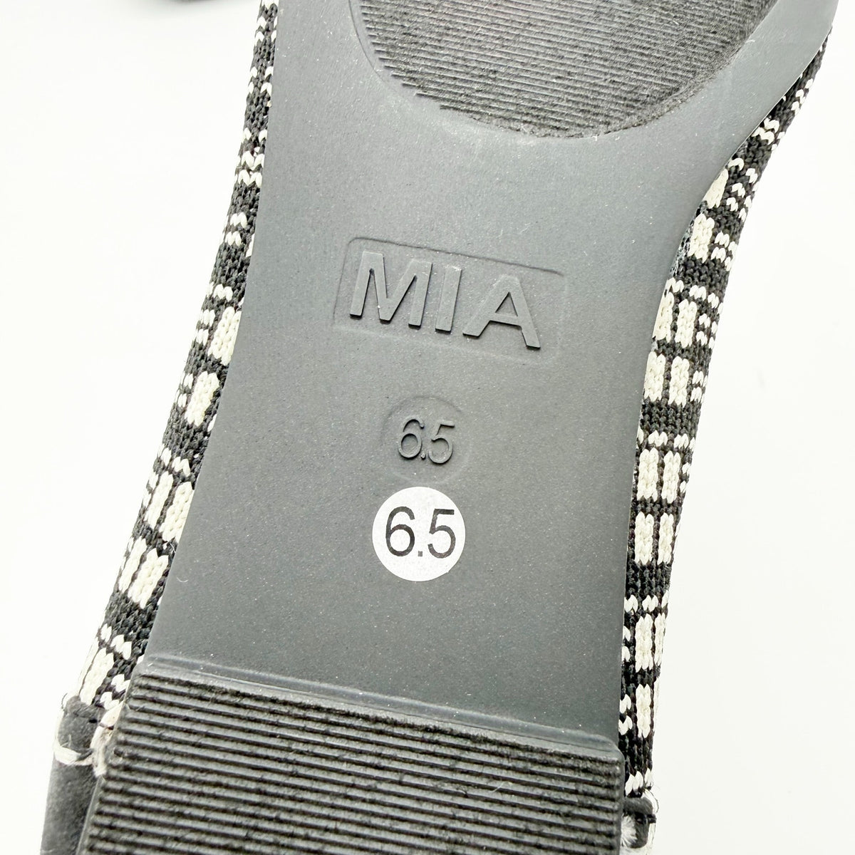 MIA Womens Lissy Fly Ballet Flats Size 6.5 M Black White Plaid Knit NWOB