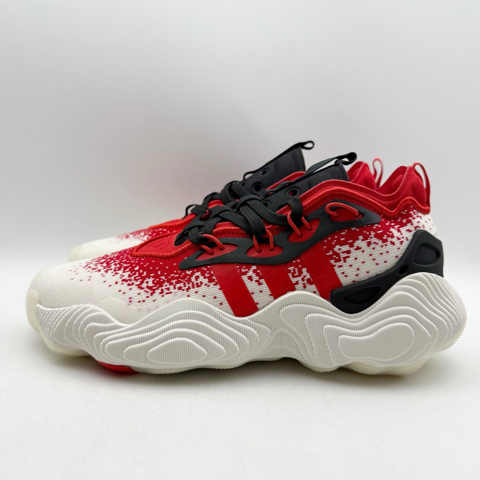 Adidas Mens Trae Young 3 Basketball Shoes US 9 White Red Athletic Sneakers NWOB