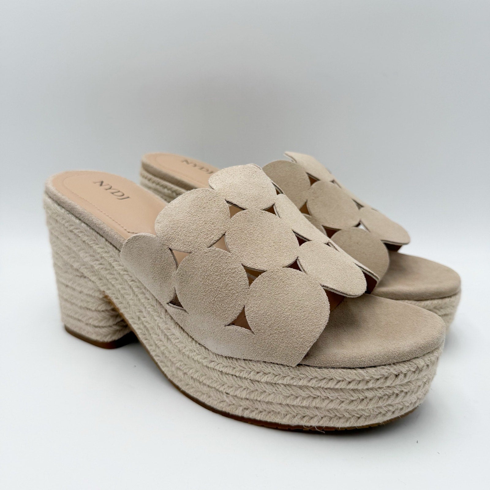 NYDJ Womens Helene Heeled Sandals Size 8.5 M Sand Beige Suede Platform NIB