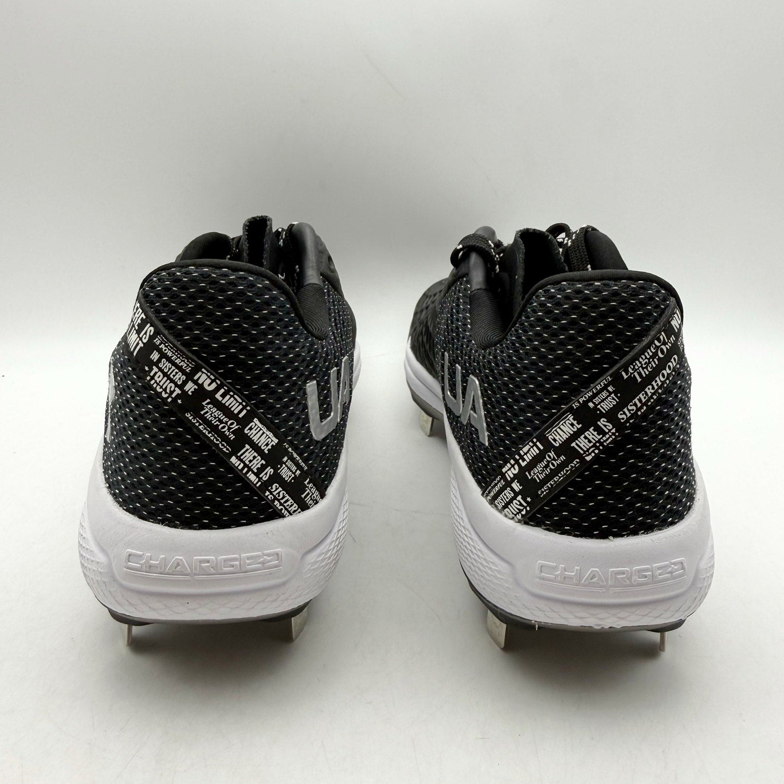 Under Armour Womens Glyde 2.0 Metal Softball Cleats US 7.5 Black Silver NWOB