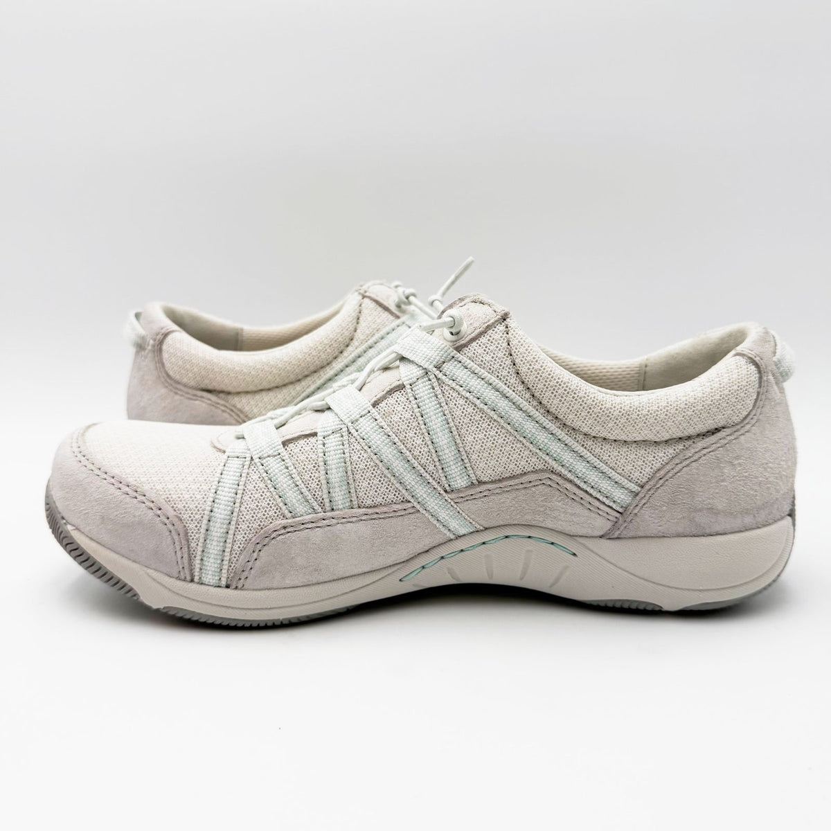 Dansko Womens Harlyn Casual Sneakers EU 39 US 8.5-9 White Ecru Suede NIB