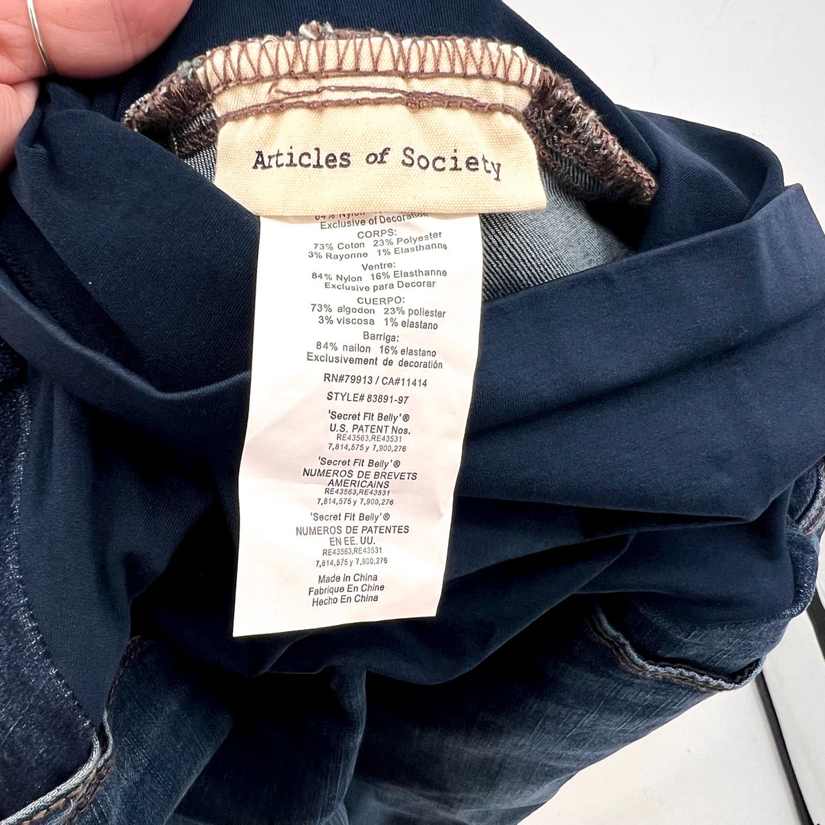 ARTICLES OF SOCIETY Maternity Skinny Jegging Size 25 US 0 Dark Blue NWOT