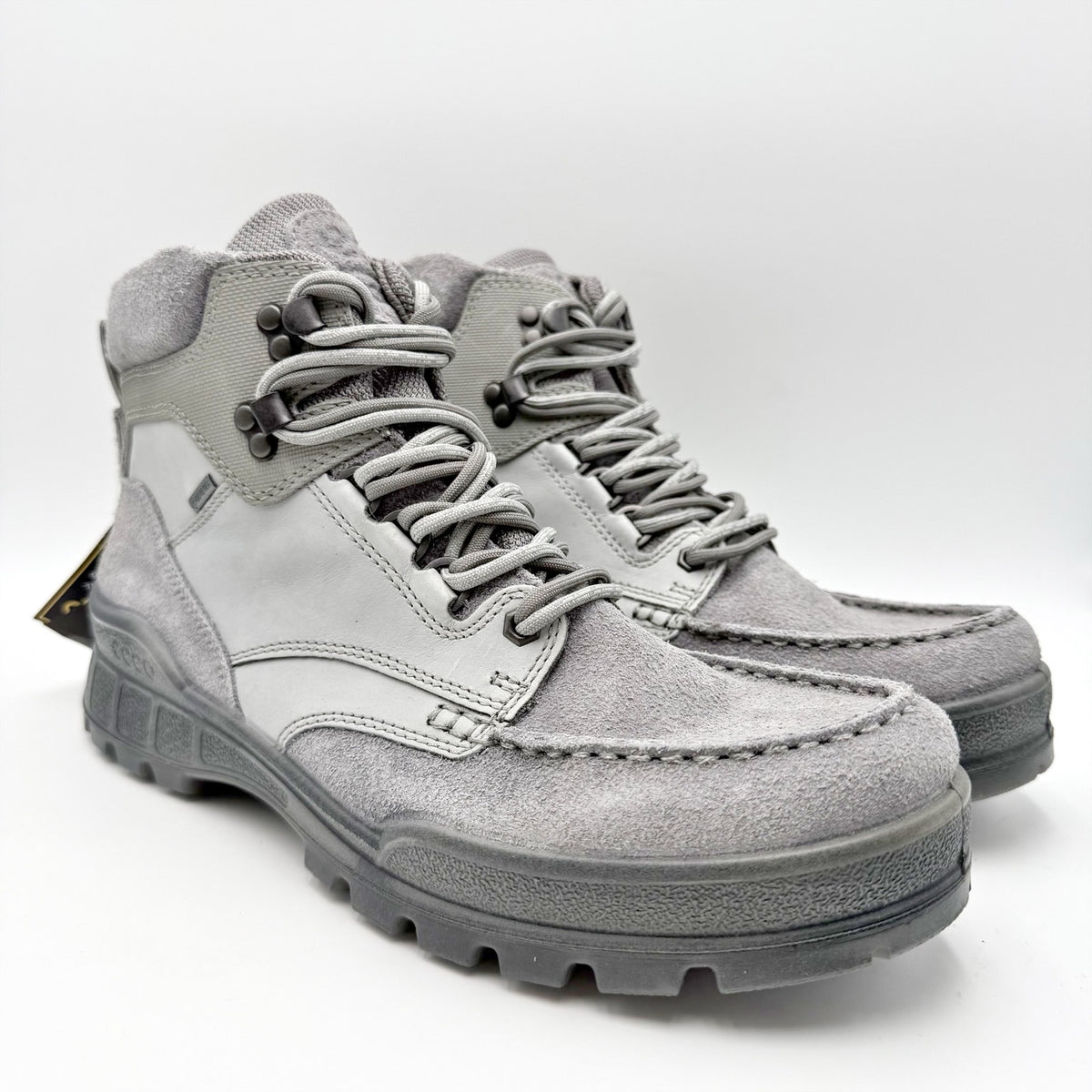 ECCO X Concepts Mens Track 25 Boots EU 44 US 10-10.5 Grey Leather Gortex NWT