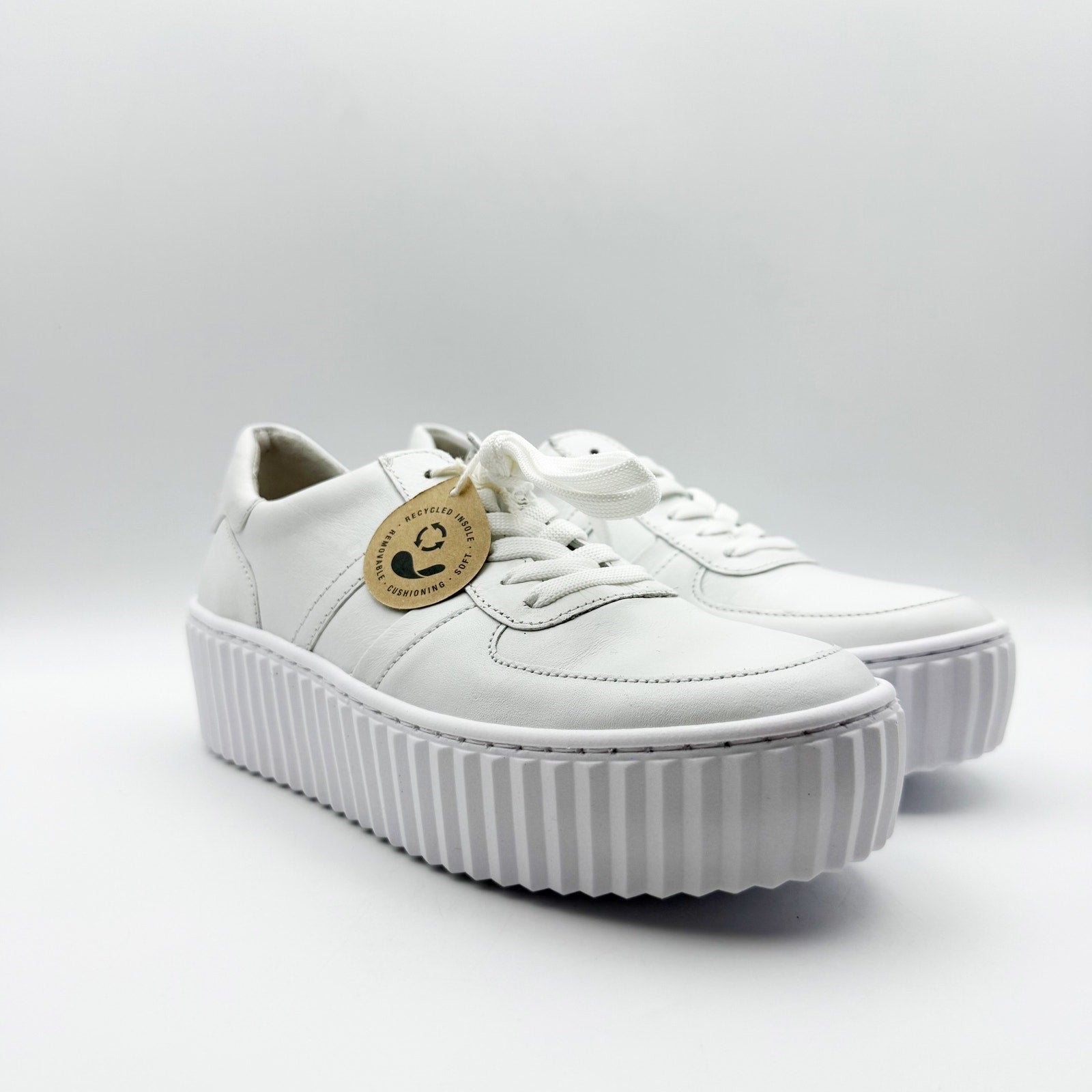 Gabor Womens Gabor 23.203 Casul Sneakers US Size 6 UK 3.5 White Leather NIB