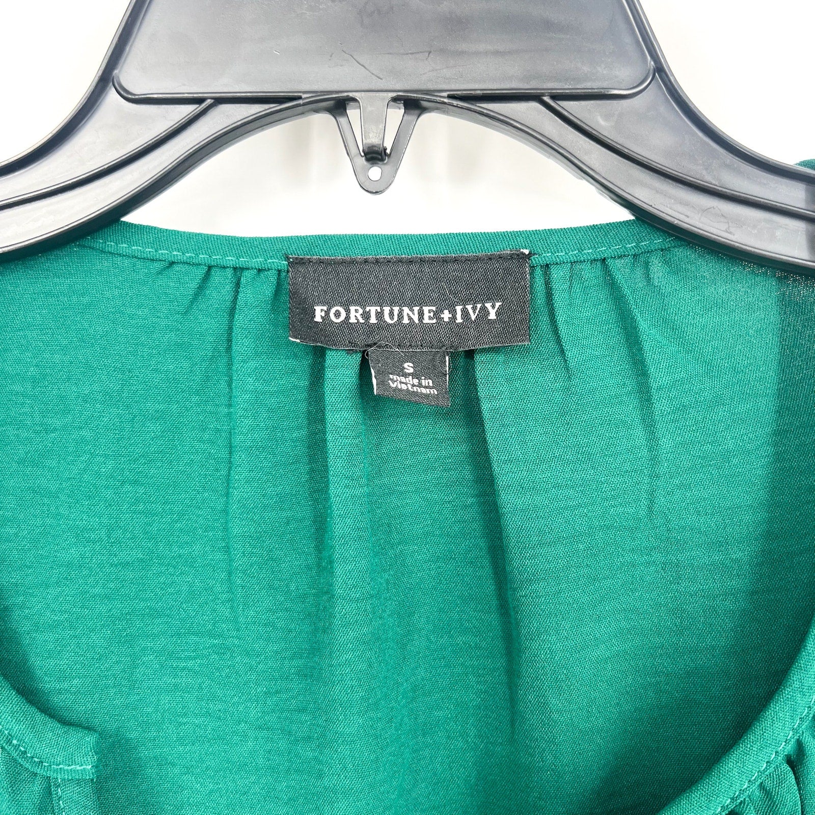 FORTUNE + IVY Womens Boho Top Small Hunter Green Tiered Sleeve NWOT