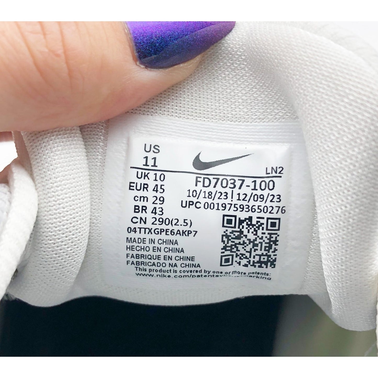 Nike Men's Alpha Menace 4 Pro Molded Football Cleats Size 11 White Black NWOB