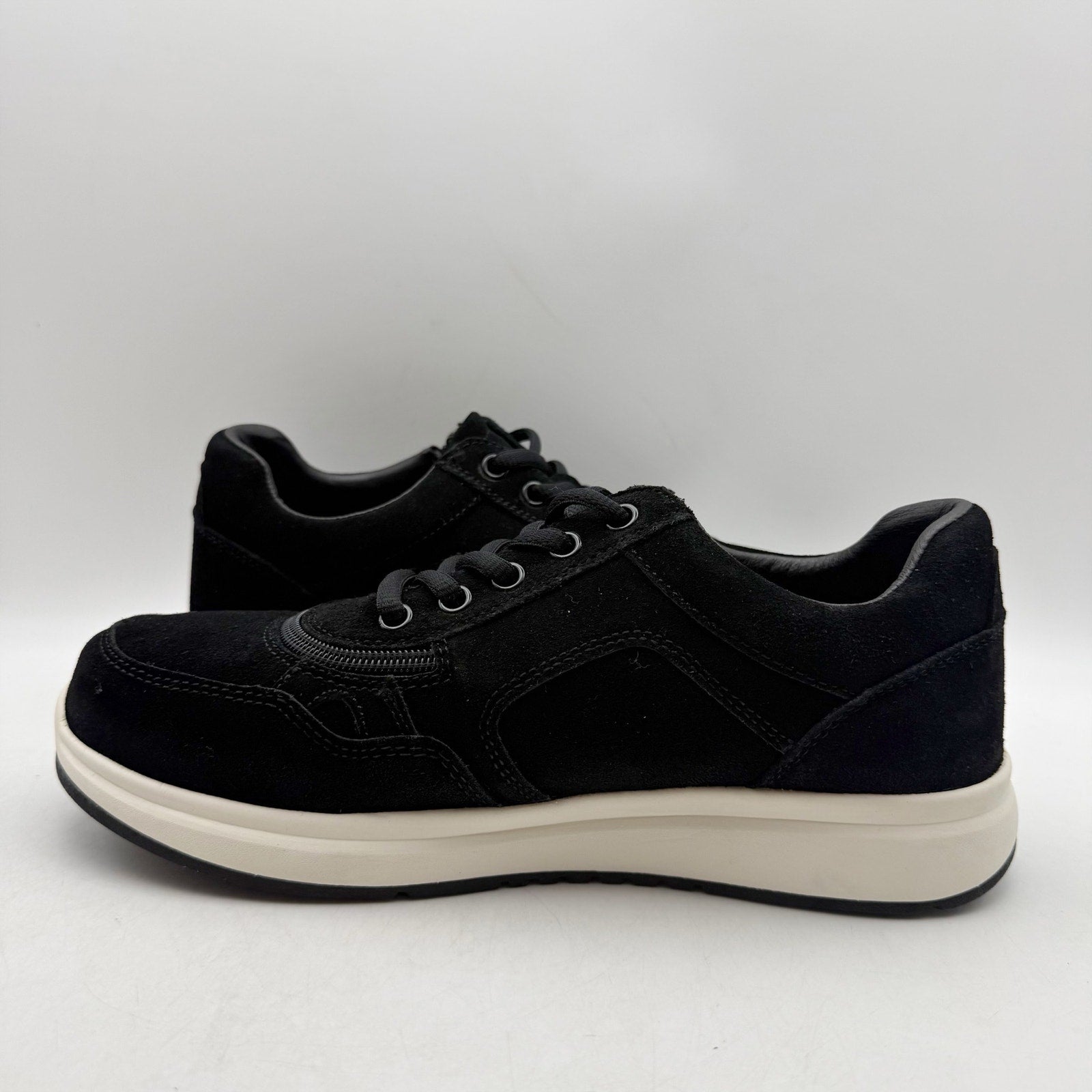 BILLY Footwear Mens Comfort Jogger Sneakers US 7.5 Wide EU 40.5 Black Suede NWOB