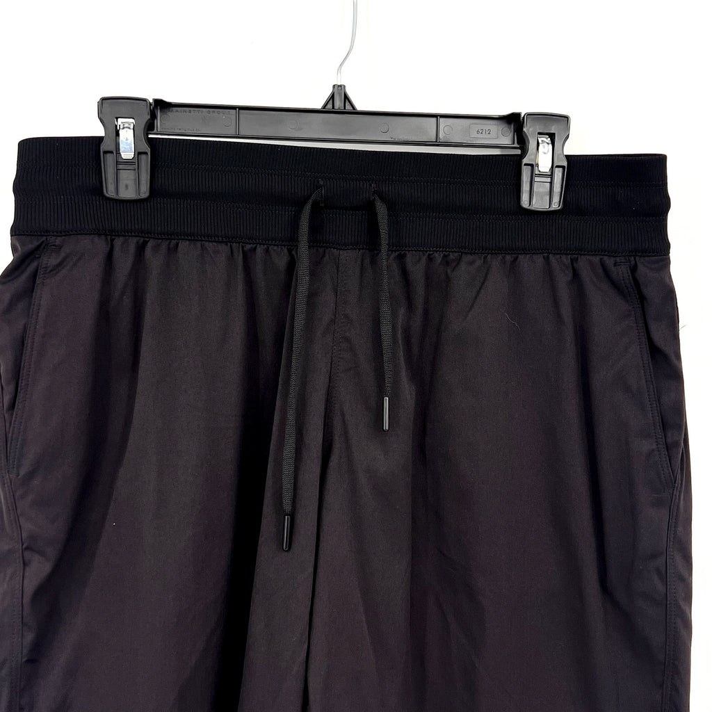 THE NORTH FACE Women's Aphrodite Motion Bermuda Shorts Large Black NWT