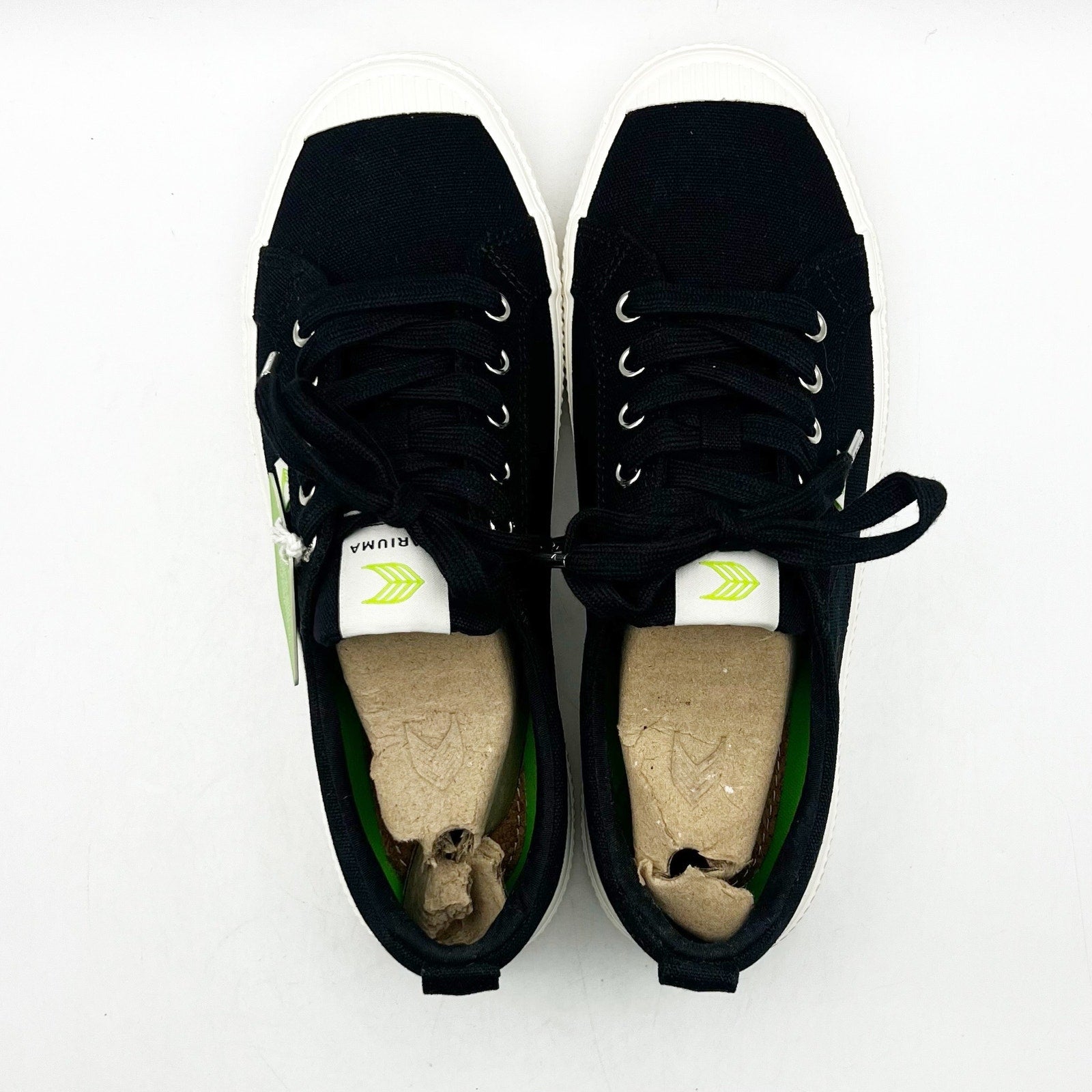 Cariuma Womens OCA Low Top Sneakers Size 6.5 Black Canvas Organic Cotton NIB