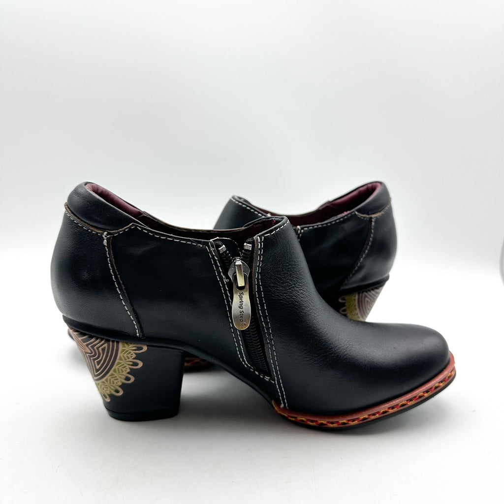 L'ARTISTE Womens Zami Heeled Bootie EU 35 US 5 Black Multi Embossed Leather NWOB