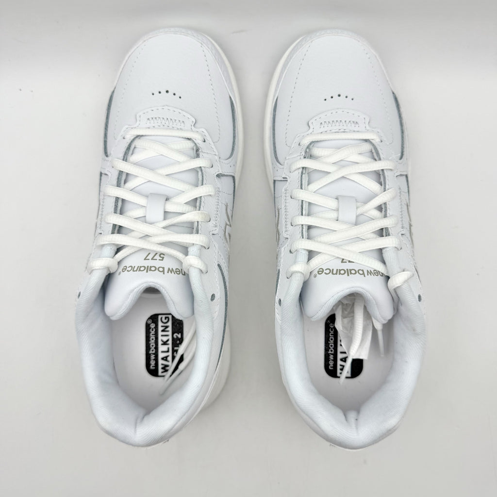 New Balance Womens 577 Walking Sneakers US 7 M White Leather Athletic NWOB