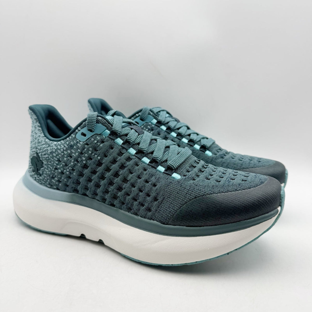 Rabbit Womens Dream Chaser Running Shoes Size 7.5 Blue Green Balsam Athletic NIB