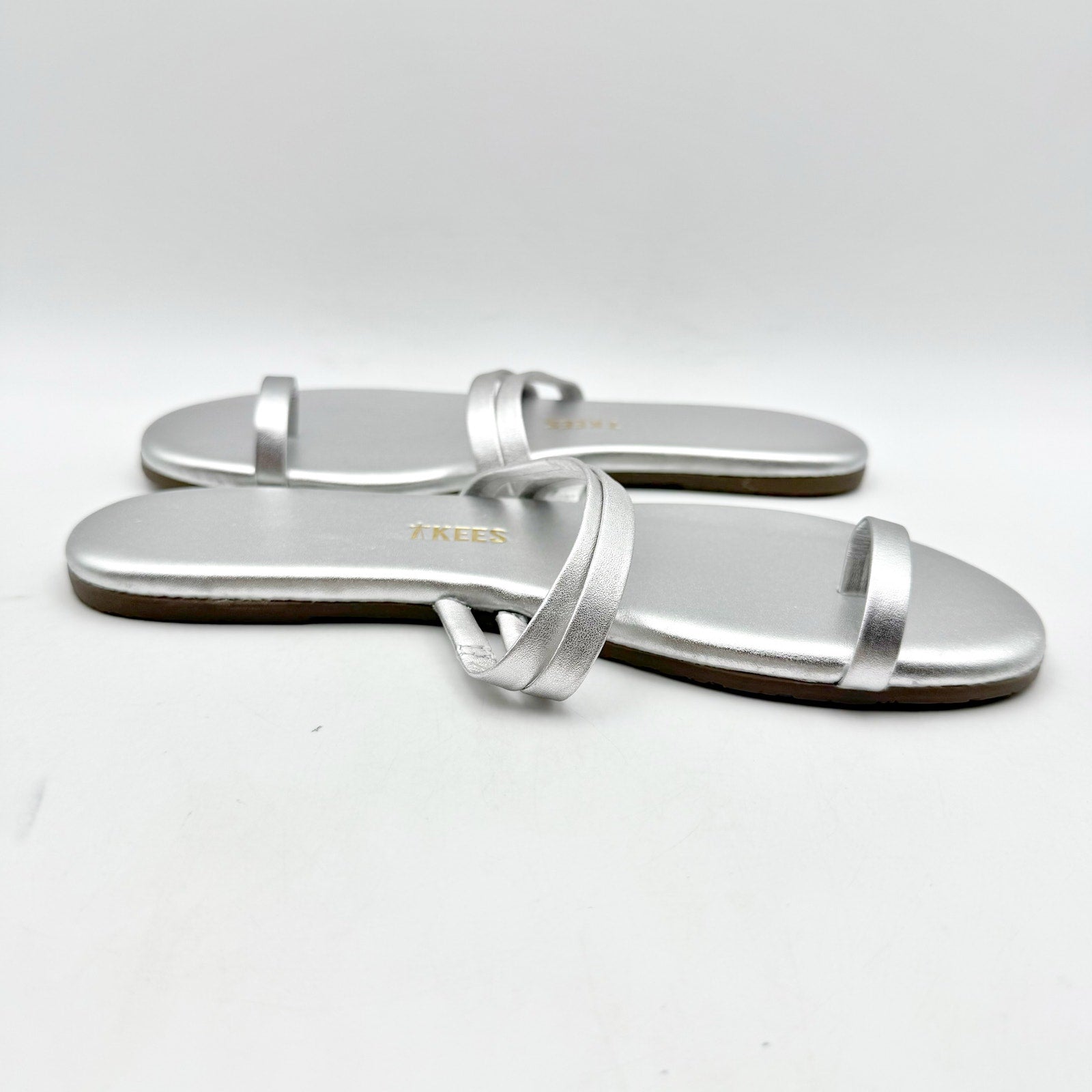 TKEES Womens Leah Flat Sandals US 5 EU 36 Silver Slip On NWOB