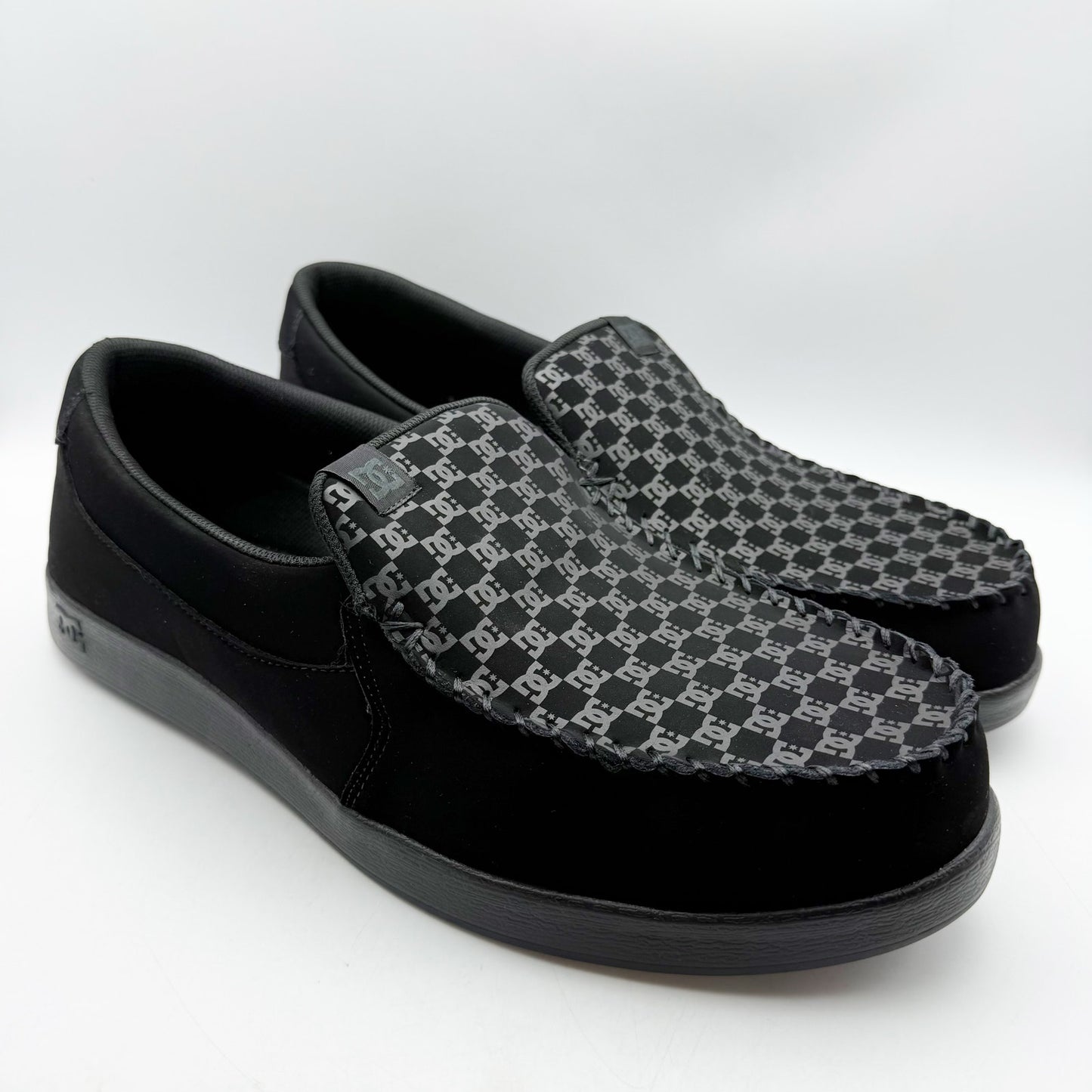 DC Mens Villain 2 Slip On Sneakers US 18 EU 55 Black Leather NIB