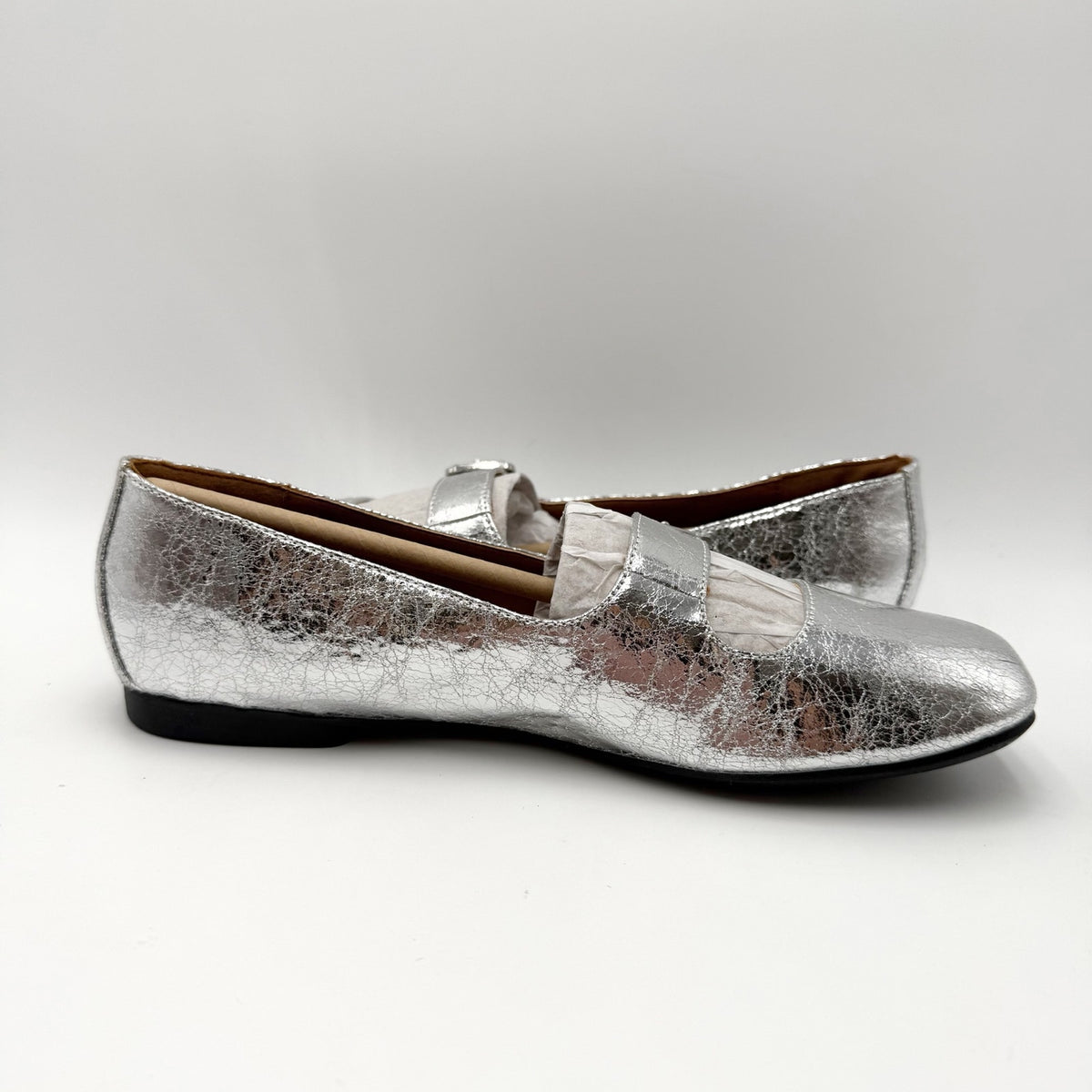 Zodiac Womens Indira Mary Jane Flats Size 7.5 M EU 38 Silver NIB