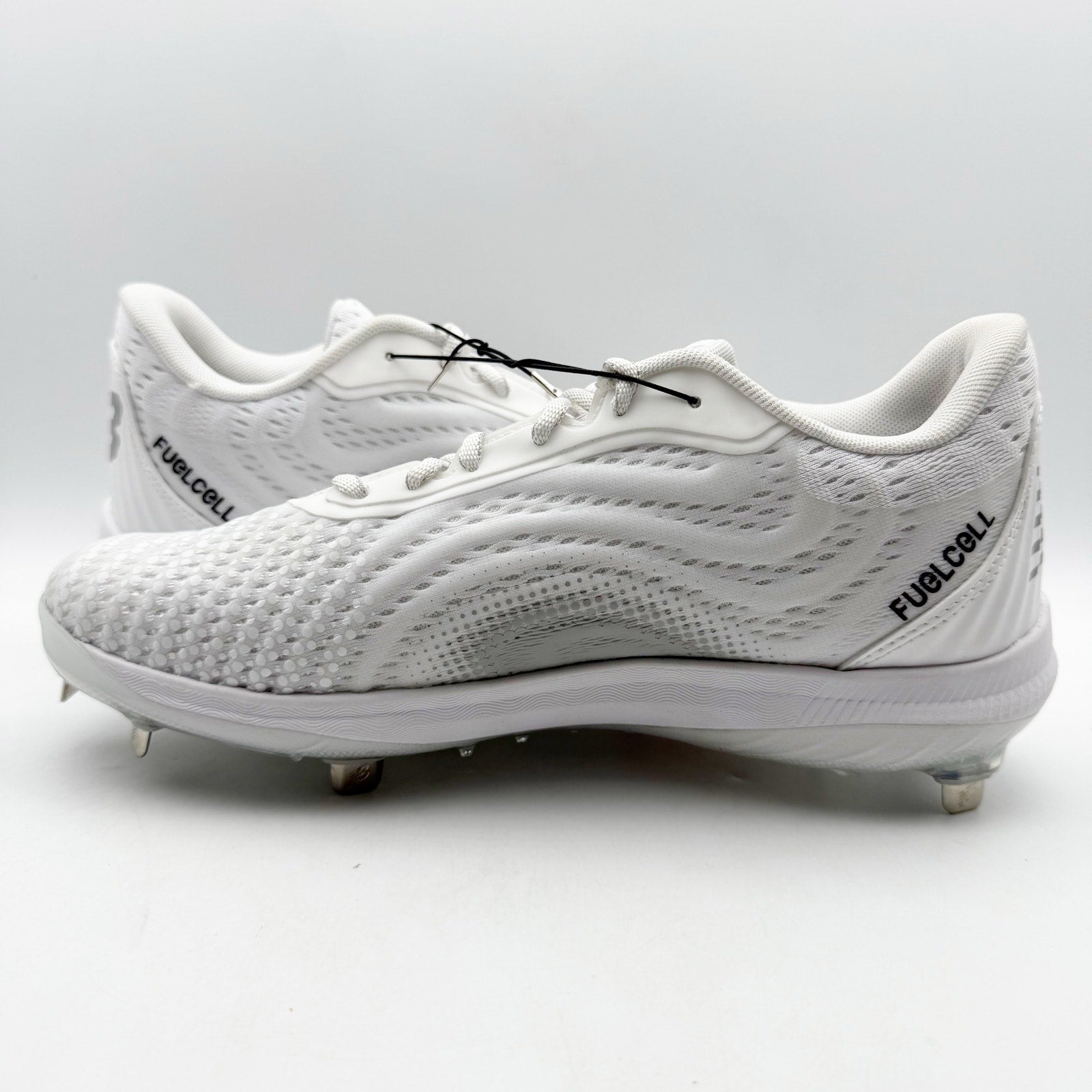 New Balance Mens FuelCell 4040v7 Cleats Size 12 White Black Metal Baseball NWOB