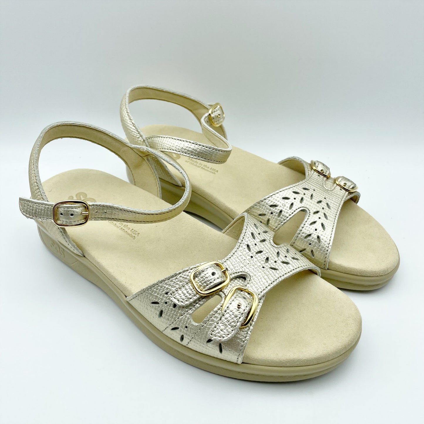 SAS Womens Duo Comfort Sandal US 9 M EU 40 Gold Suede 3-Strap Comfort NIB