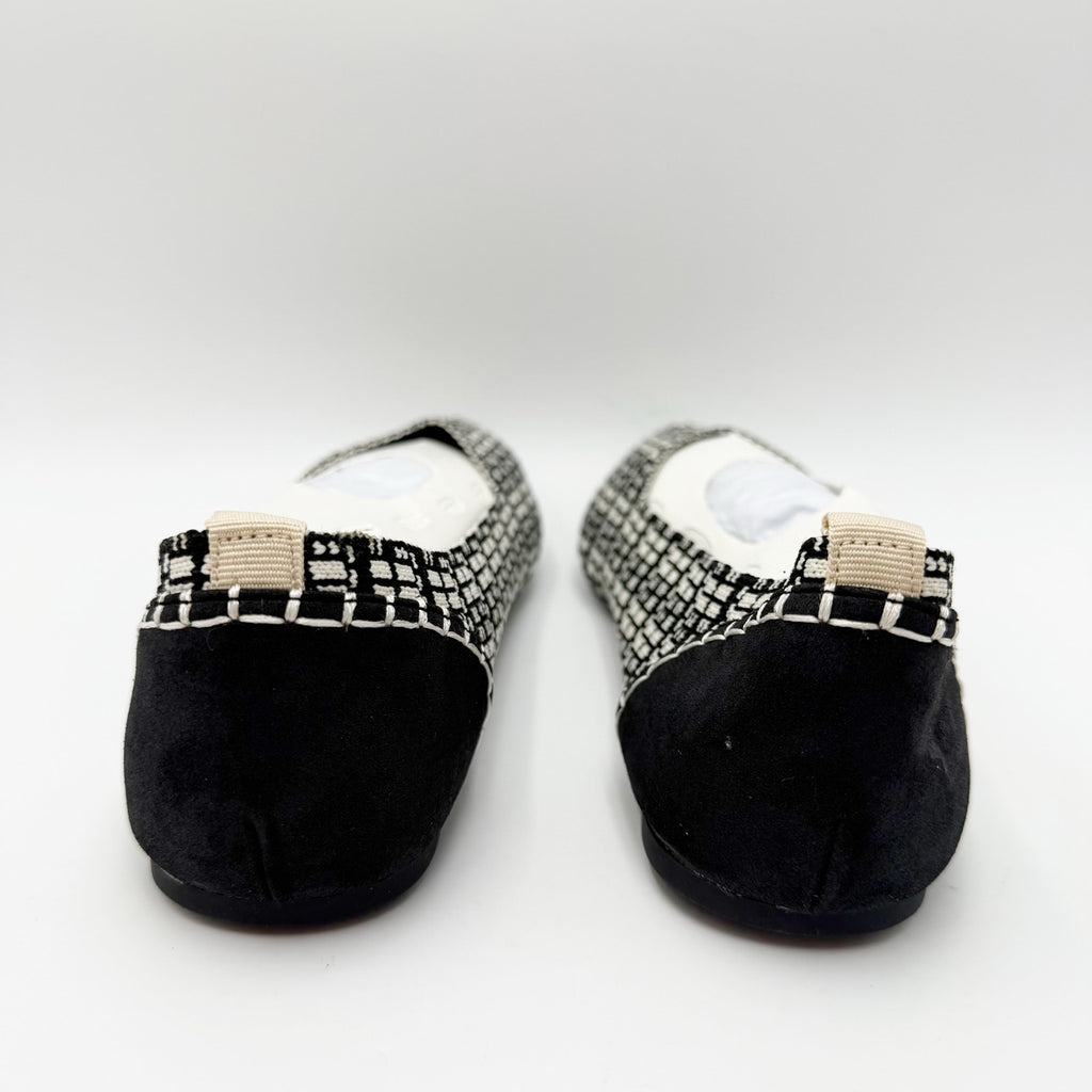 MIA Womens Lissy Fly Ballet Flats Size 6.5 M Black White Plaid Knit NWOB