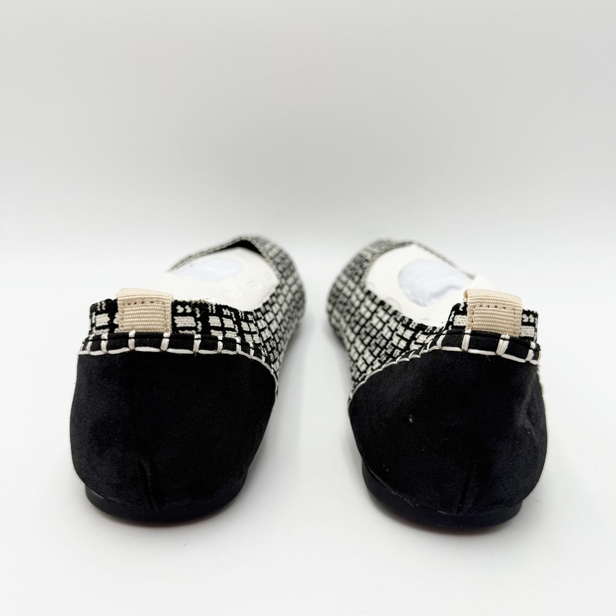 MIA Womens Lissy Fly Ballet Flats Size 6.5 M Black White Plaid Knit NWOB