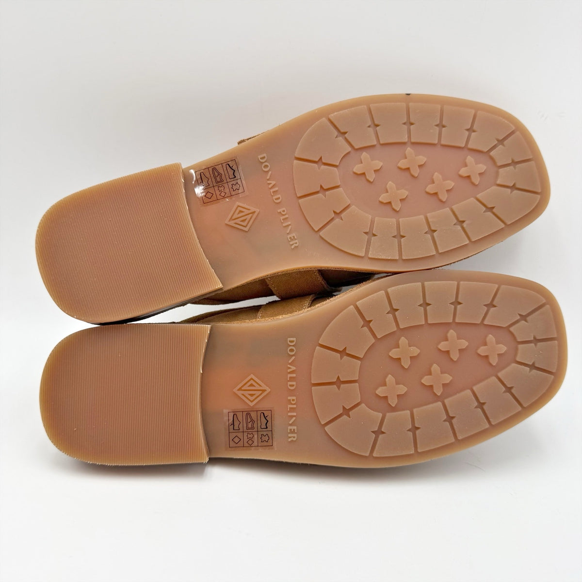 Donald Pliner Womens Sabel Mules Size 6.5 M Brown Leather NIB