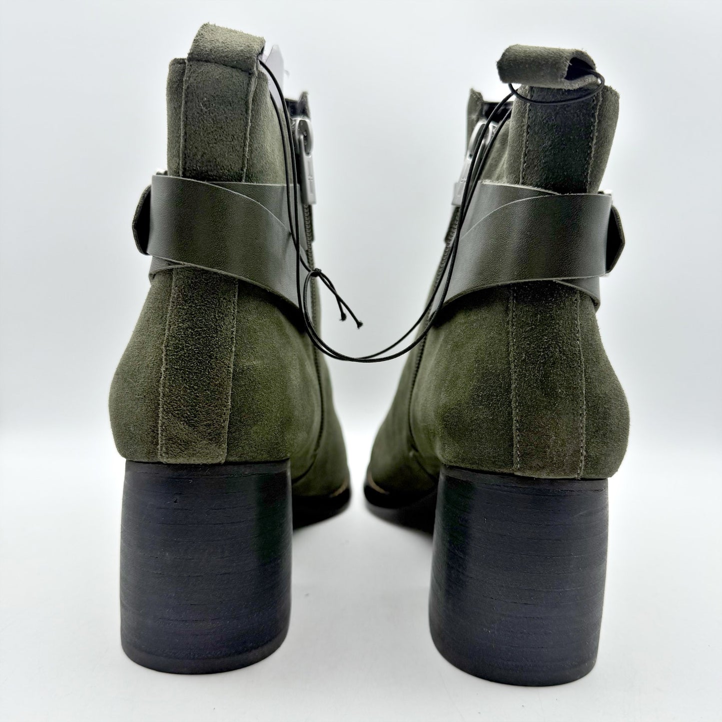 Liverpool Womens Encino Ankle Bootie US 11 M Green Suede NWOB