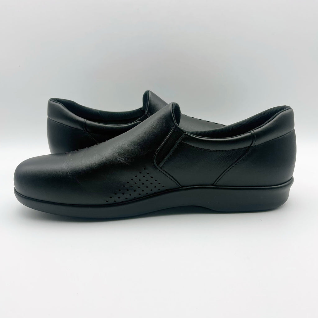 SAS Womens Viva Slip On Comfort Loafers Size 10.5 Black Leather Casual Shoes NIB