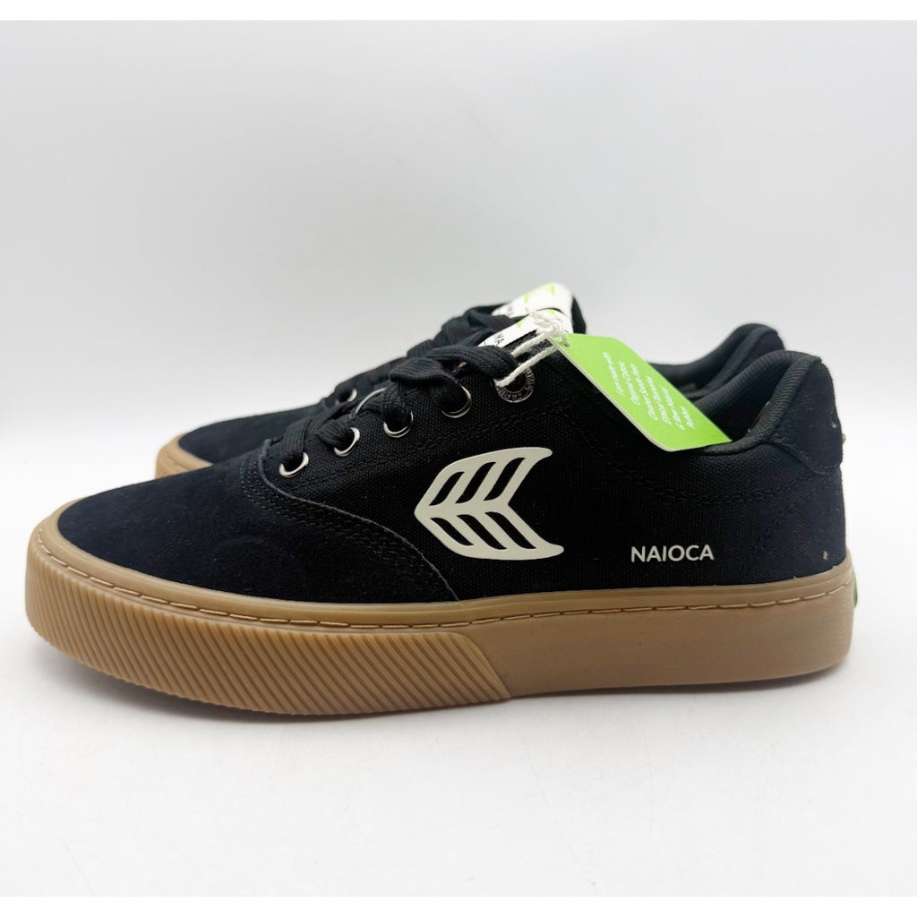 Cariuma Womens Naioca Pro Skate Low Sneakers US 7 Black Gum Canvas Suede NIB