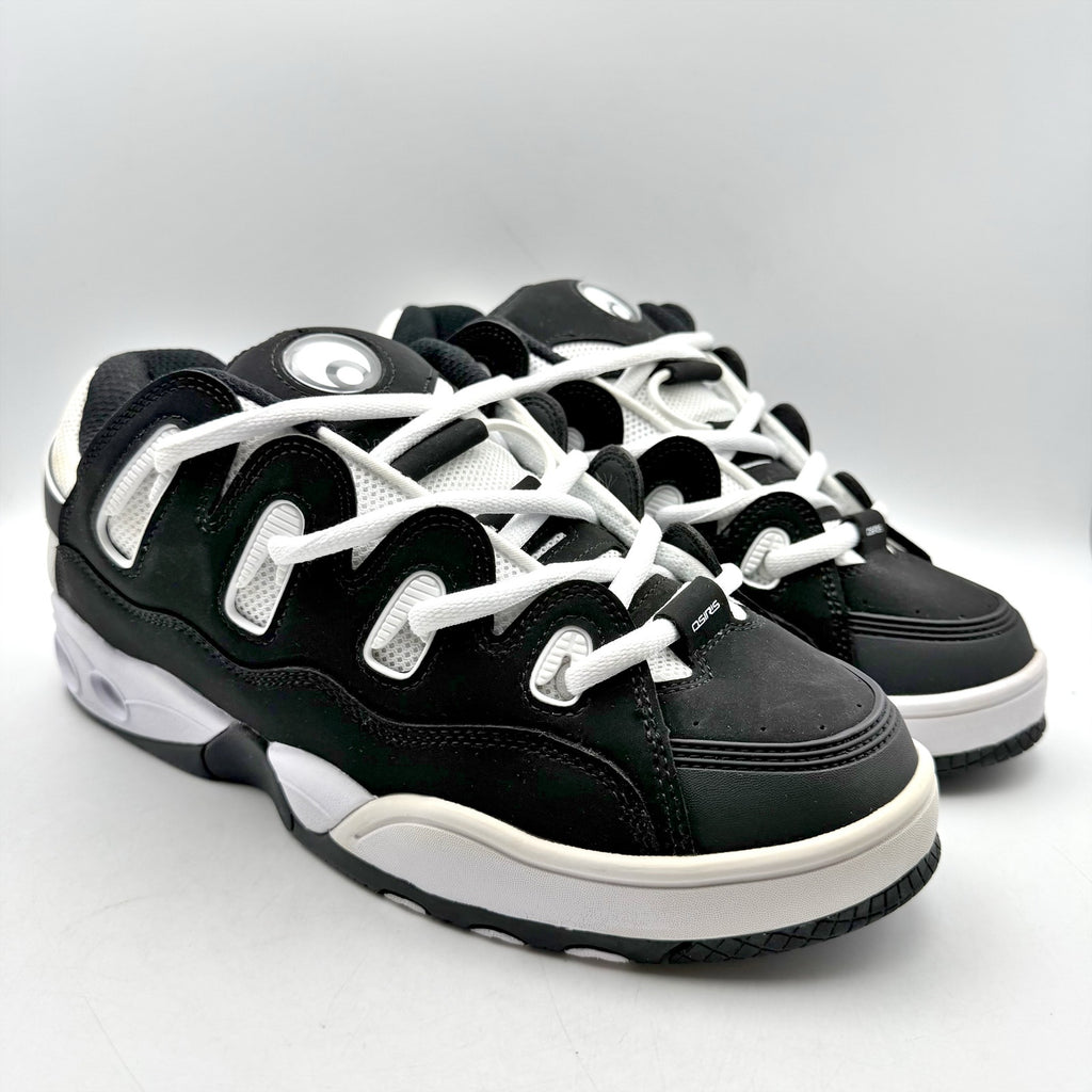 Osiris Mens D3 OG Sneakers US 12 EU 47 Black White EUC