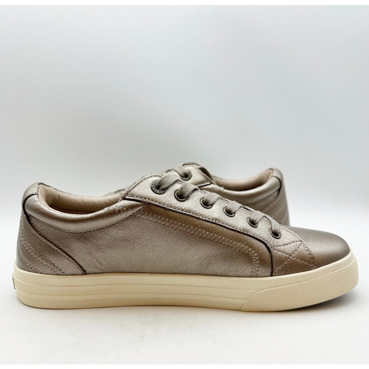 Taos Footwear Womens Plim Soul Lux Sneakers Size 10.5 CHAMPAGNE Gold Leather NIB