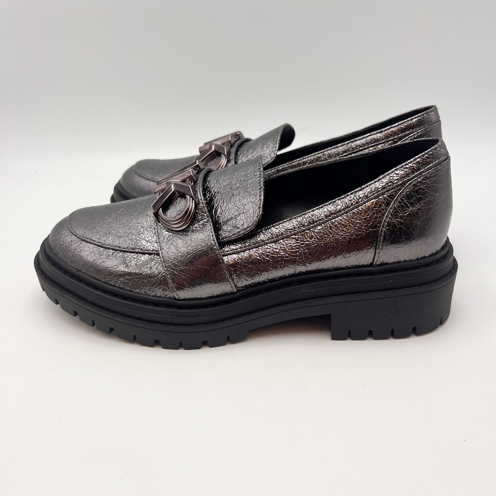 Micheal Kors Womens Parker Lug Loafers Size 6 M Metallic Grey NWOB