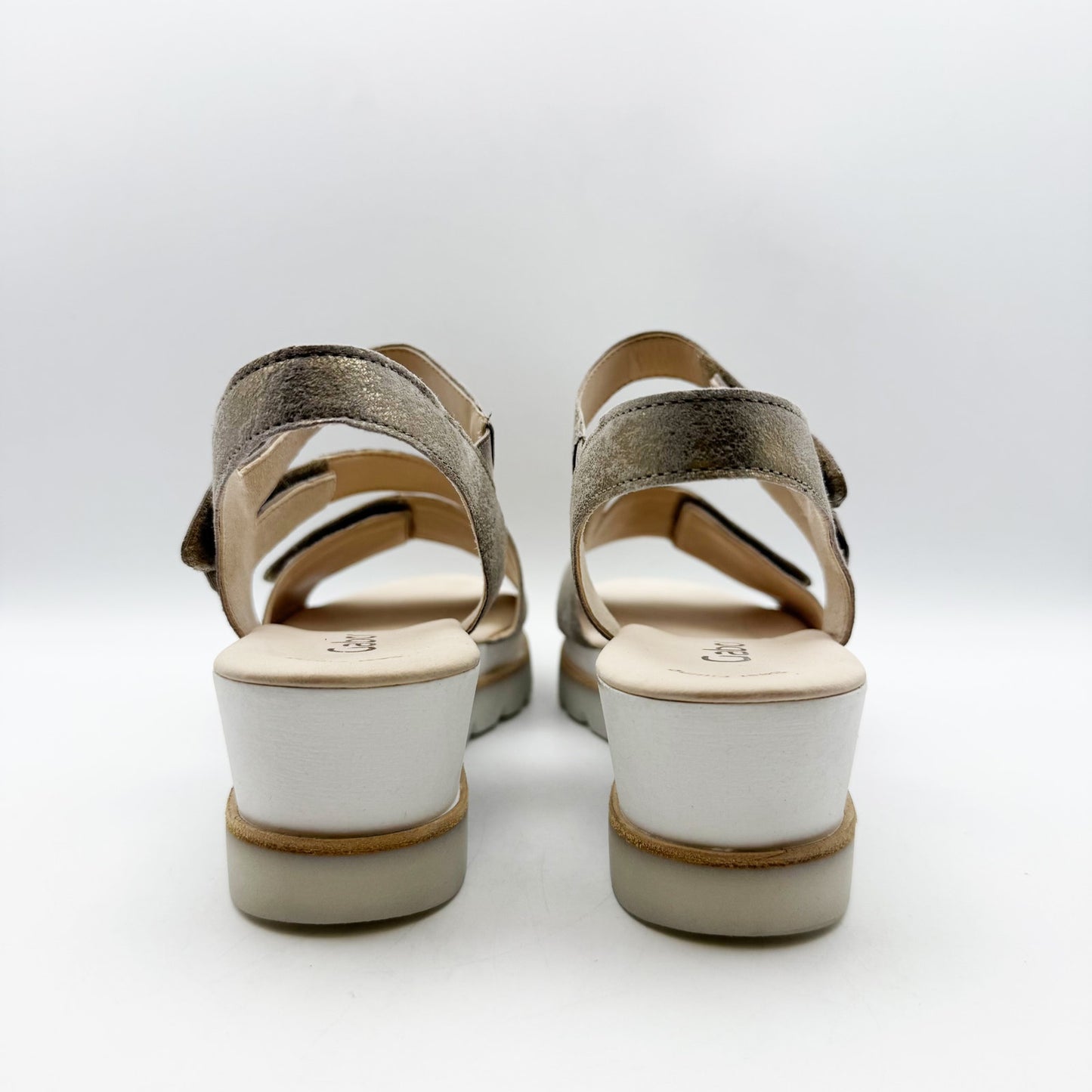 Gabor Womens 24.640 Wedge Sandals US 10 UK 7.5 Gold Metallic Leather NIB