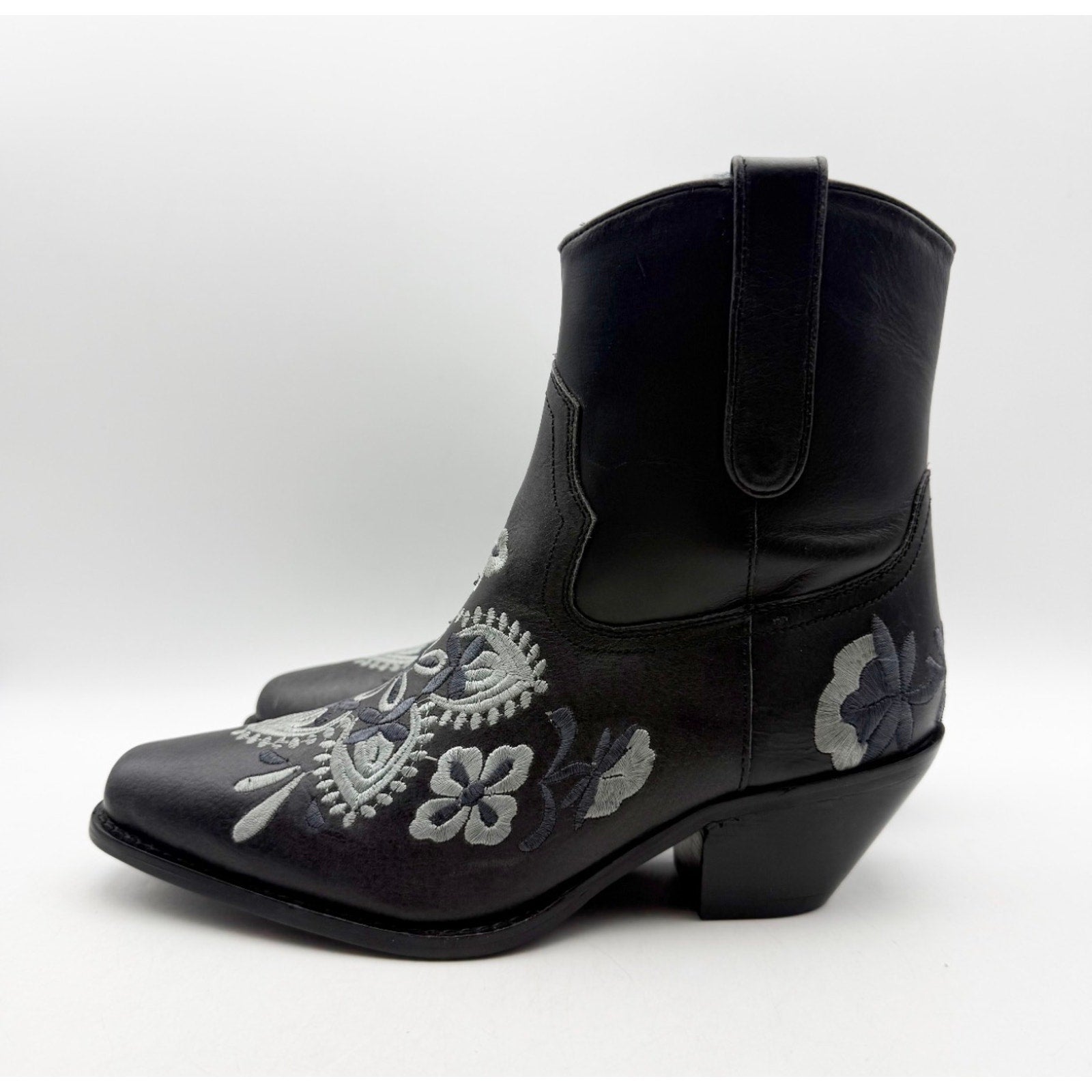 Diba True Women's Cains Ville Western Bootie Size 7M Black Charcoal Leather NWOB
