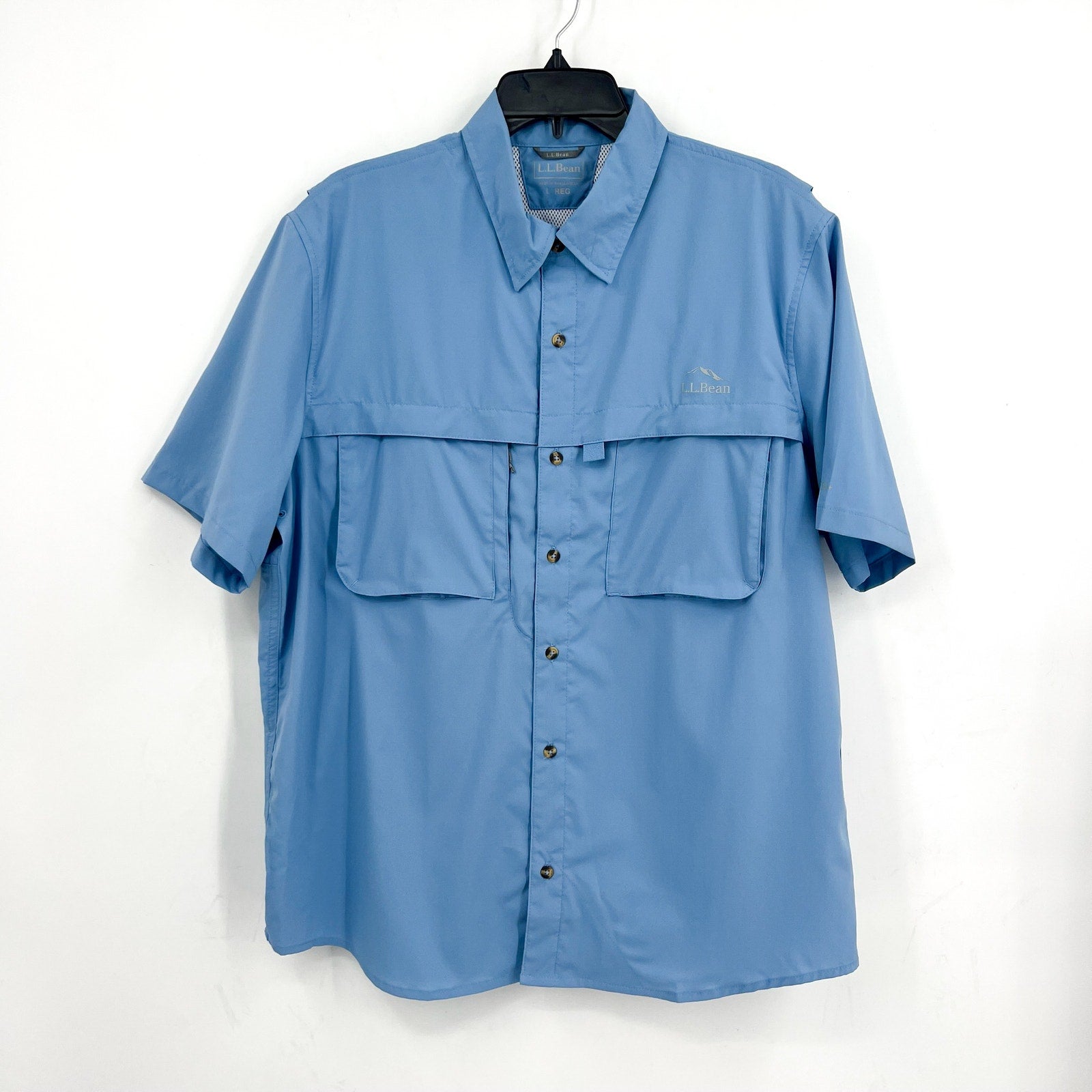 L.L. BEAN Mens Tropicwear Shirt Large Soft Blue Button Down Casual Outdoors NWT