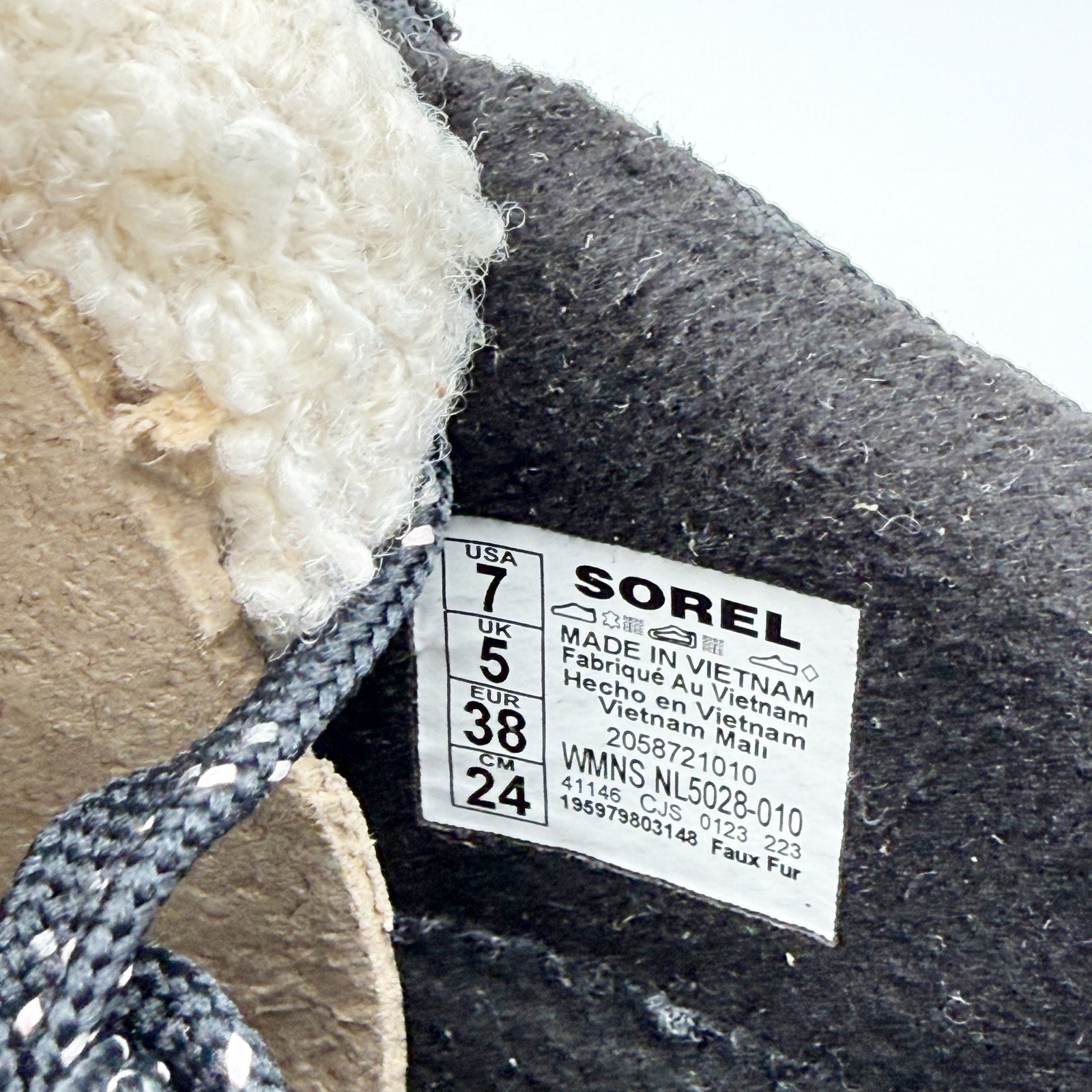 Sorel Women Explorer Next Hiker Bootie US 7 Black Suede Waterproof Insulated NIB
