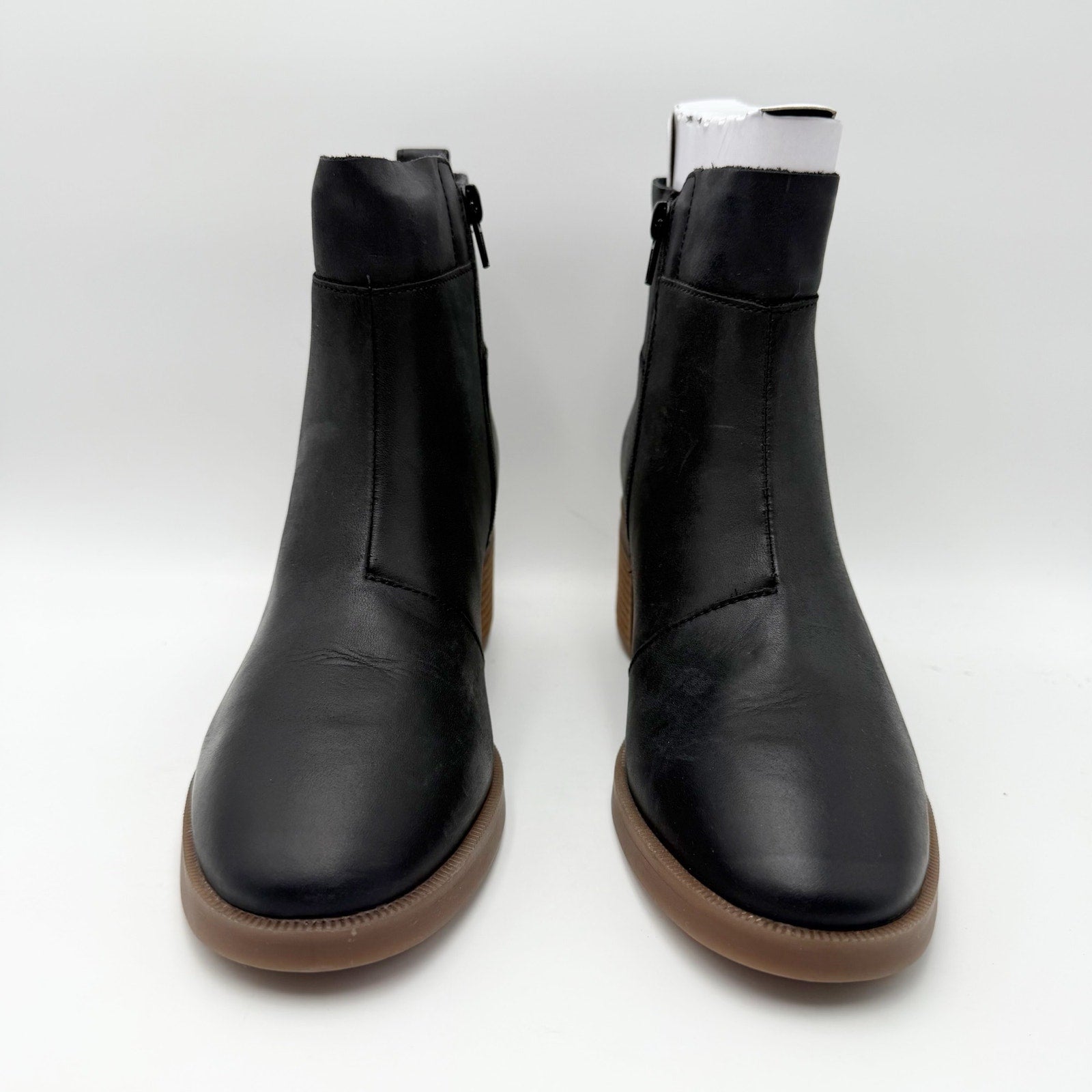 Clarks Womens Lileigh Charm Heeled Ankle Bootie US 9 M Black Leather NIB