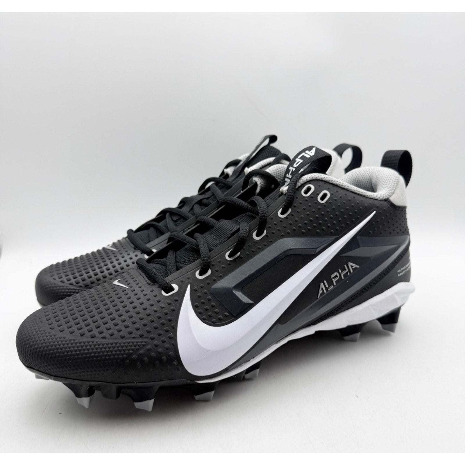 Nike Mens Alpha Menace 4 Varsity Molded Football Cleat US 10.5 Black FN0027 NWOB