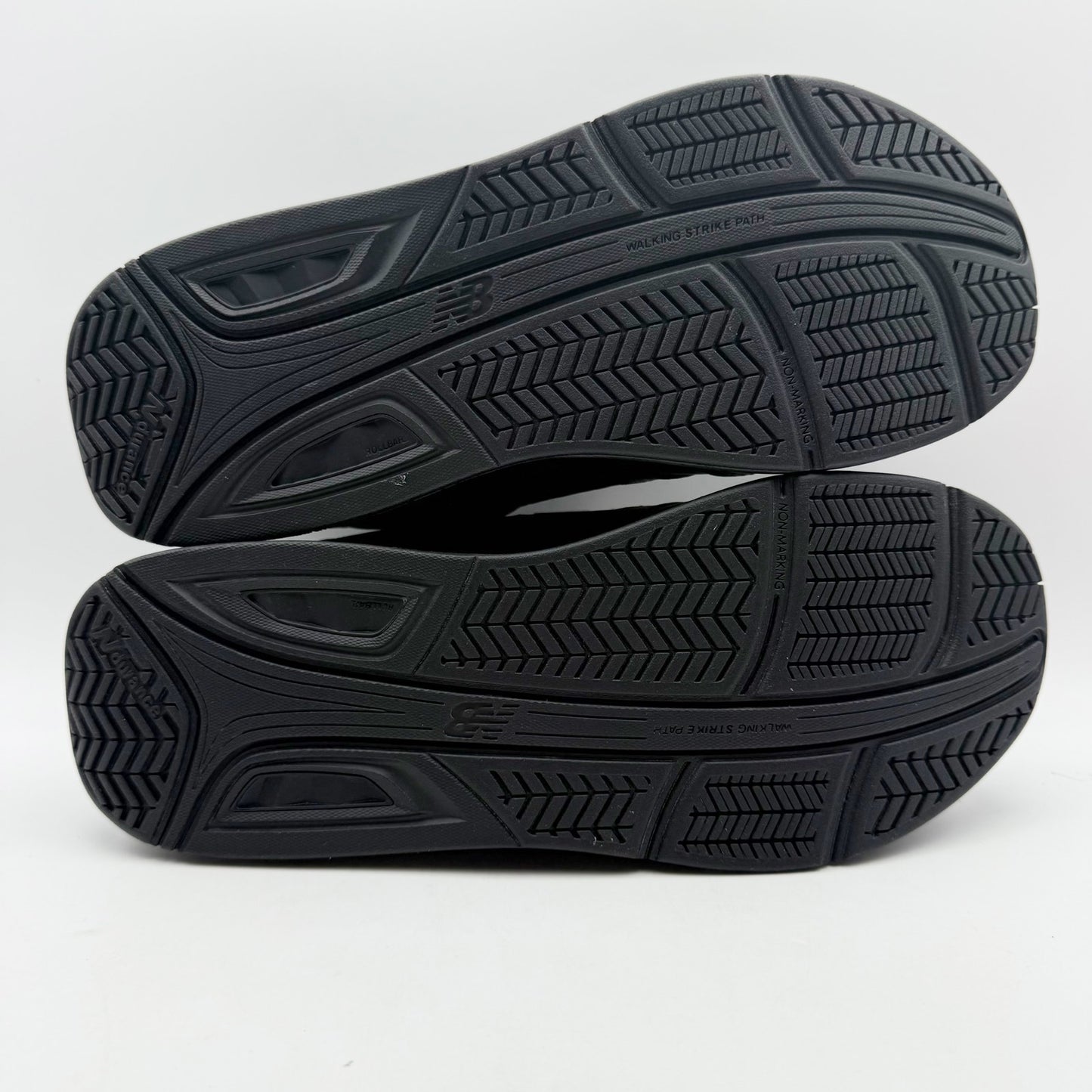 New Balance Mens 928v3 Walking Sneakers US 10.5 Narrow EU 44.5 Black Leather NIB