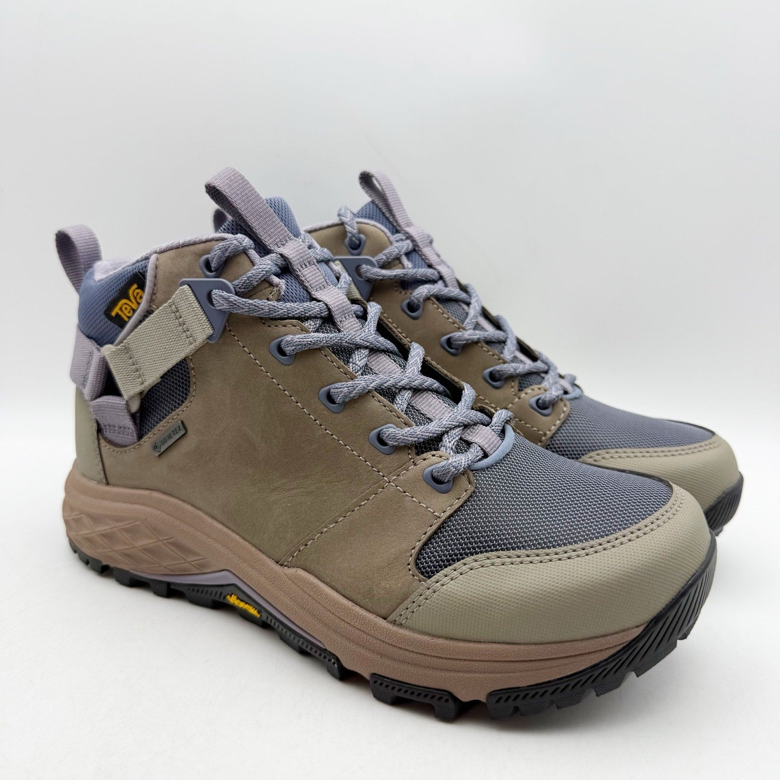 Teva Womens Grandview GTX Mid Hiking Boots US 7 Tan Desert Taupe Waterproof NIB
