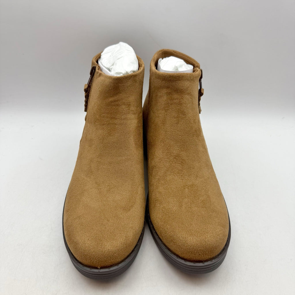 BZEES Womens Outgoing Ankle Booties Size 9 WIDE EU 40 Tan Boots NIB