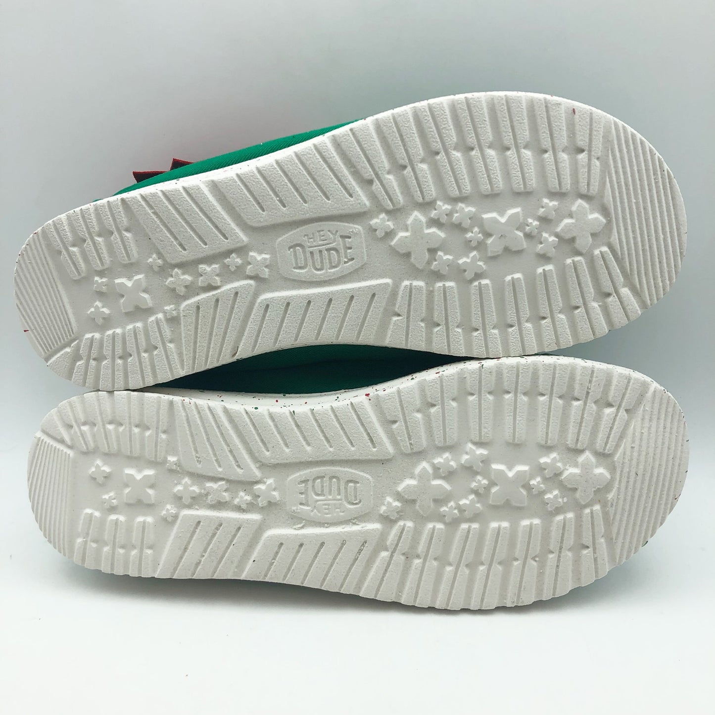 Hey Dude Boys Wally Holiday Elf Slip-On Casual Shoes Size 5 Green Red NWOB